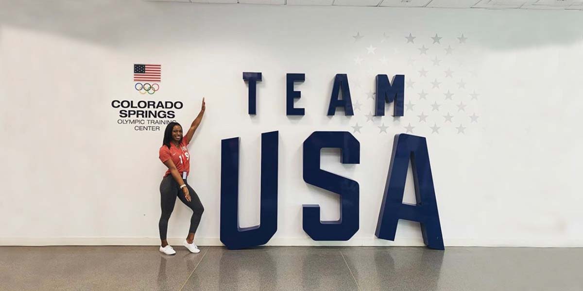 Coach Larry Wade announces the signing of 2022 Winter Olympic hopeful Leah Fair